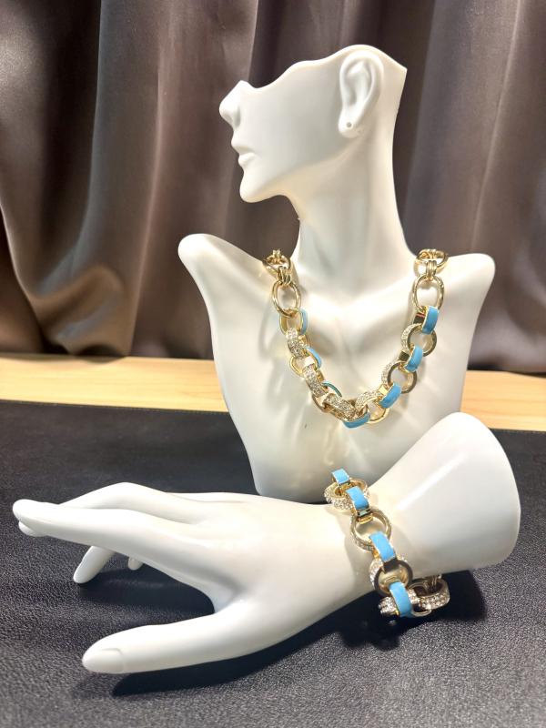 Sale Photo Thumbnail #109