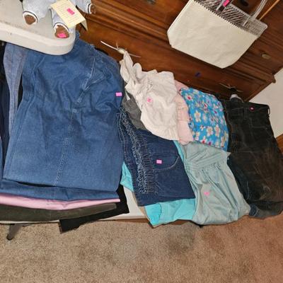 Sale Photo Thumbnail #241