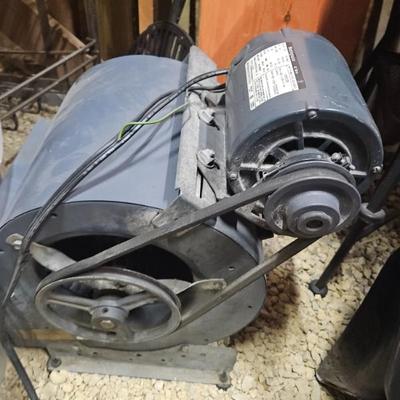 Sale Photo Thumbnail #541