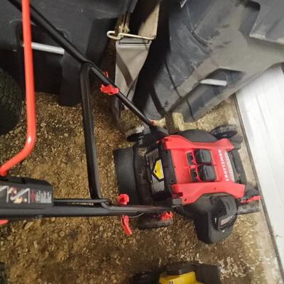 Sale Photo Thumbnail #527