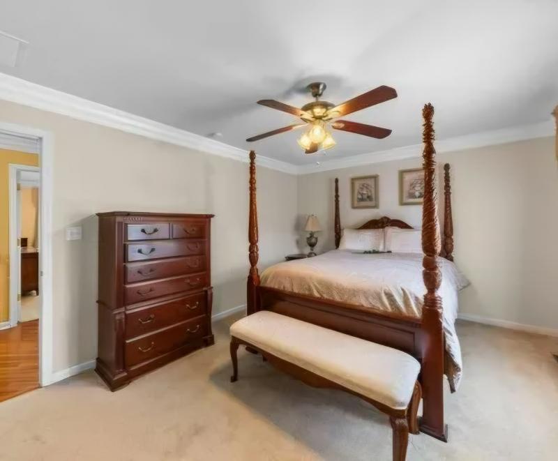 Sale Photo Thumbnail #8