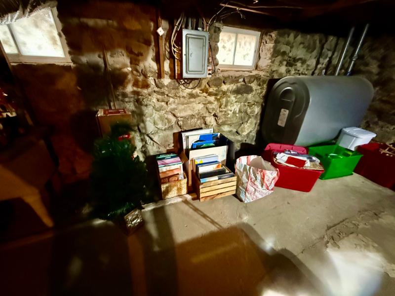 Sale Photo Thumbnail #20