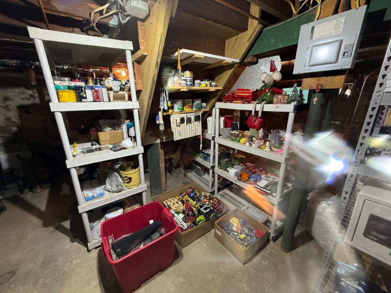 Sale Photo Thumbnail #24