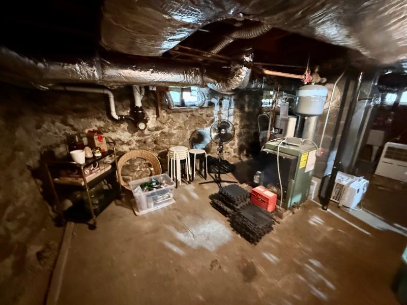 Sale Photo Thumbnail #16