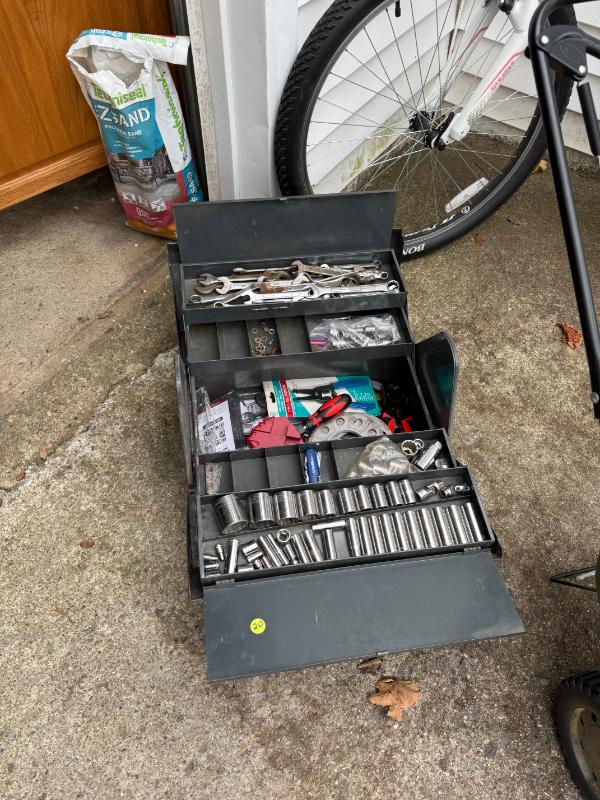 Sale Photo Thumbnail #36