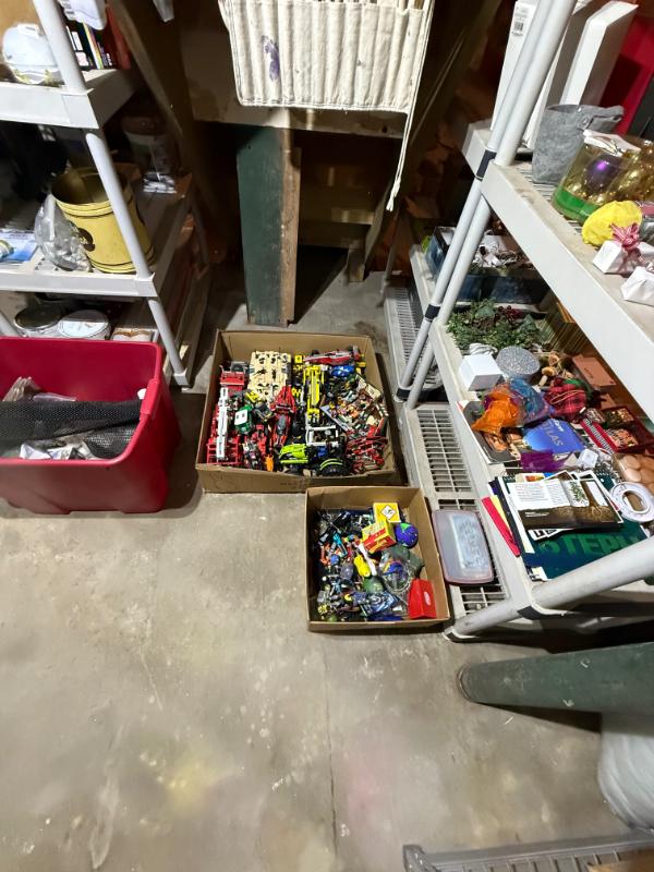 Sale Photo Thumbnail #25