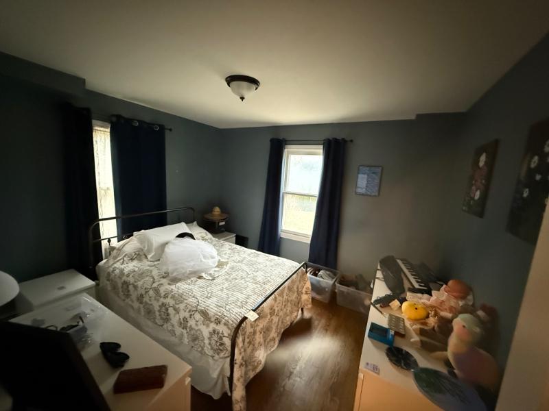 Sale Photo Thumbnail #5