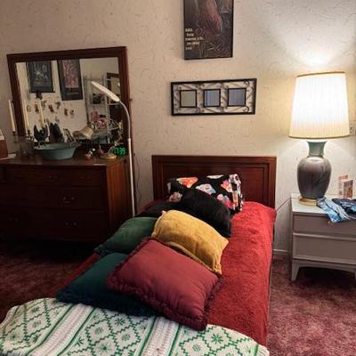 Sale Photo Thumbnail #80