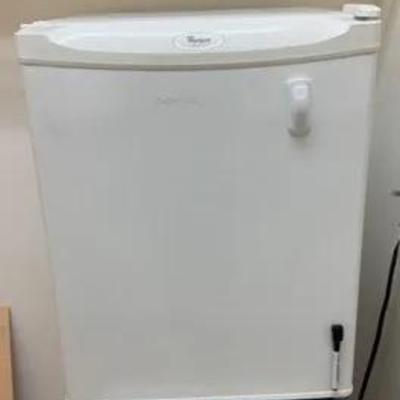 Whirlpool Mini Fridge 