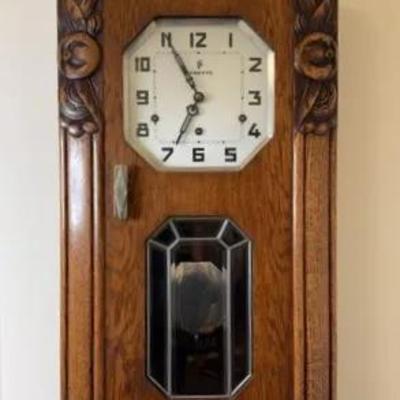 Vedette Wall Clock