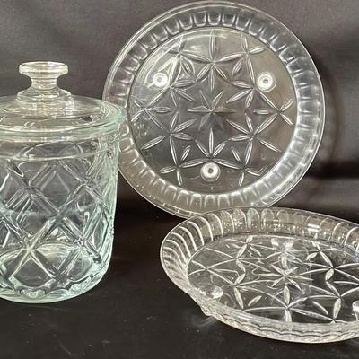 Serving Dishes And Biscuit Jar (3)