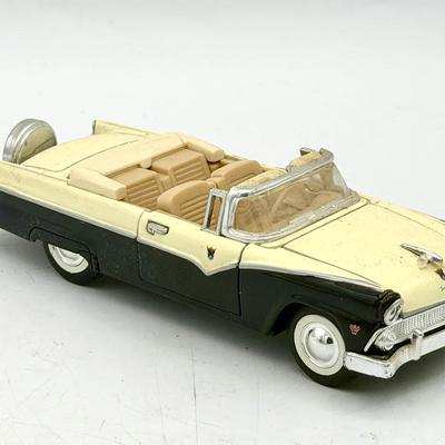 die-cast model of a 1955 Ford Crown Victoria Convertible