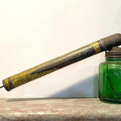 Brown’s All Purpose Sprayer with Green Glass Reservoir