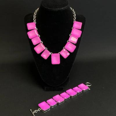 Ann Taylor Large Faceted Resin Necklace And Bracelet 