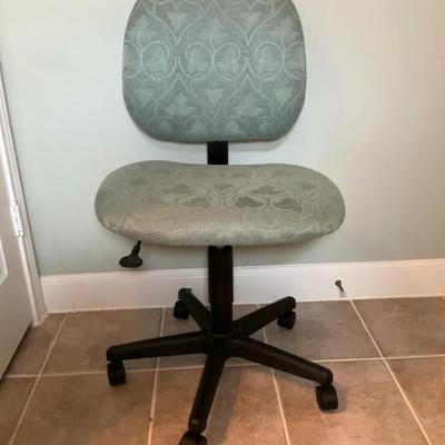 Upholstered Swivel Chair