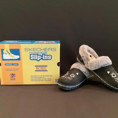 Sketchers Memory Foam Slippers, Size 9