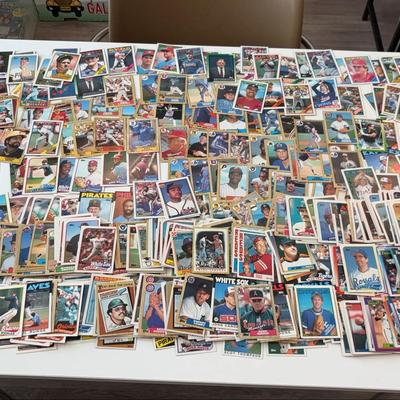650+ count Topps Baseball Cards 1980's-90's