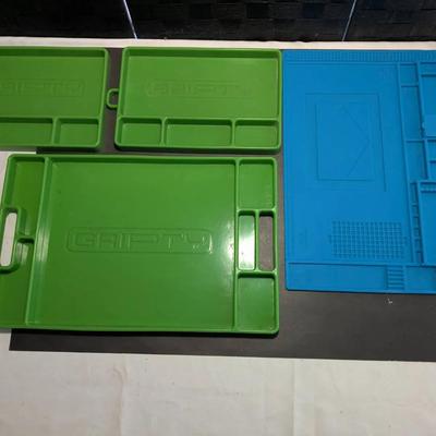 Gripty Flex-Mate Anti-slip Tool Trays Green (3) & Blue (1) (See Description)