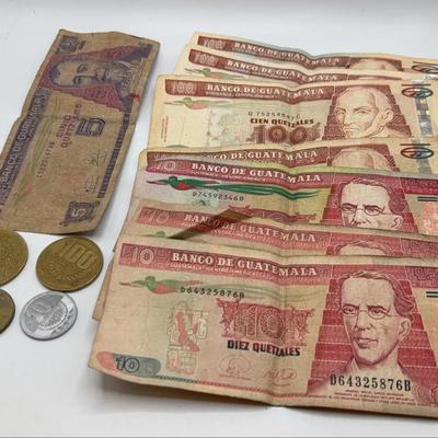 Guatemala Paper Currency and Costa Rica Coins 