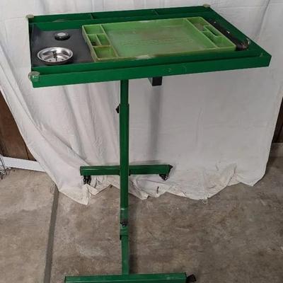 Mobile Work Table: OEMTOOLS 24616 29-inch 