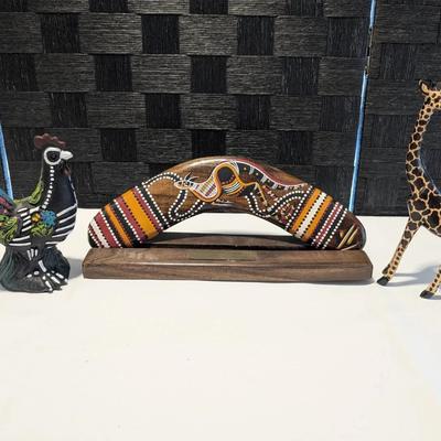 Handcrafted Australian Boomerang & Table Decor Rooster & Giraffe 