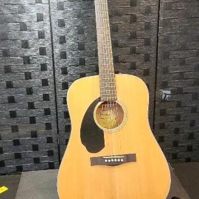 Fender Acoustic Guitar (Model CD-60S LH/NAT), Fender Guitar Strap & Strings