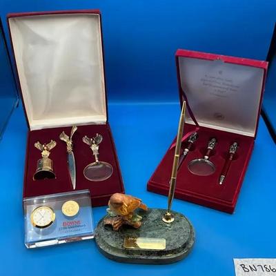 BN786 2 - Unique Office Deck Set & More