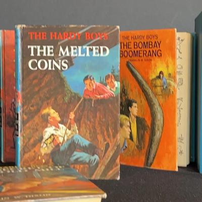 BN659 Hardy Boys and Children’s Classic Books
