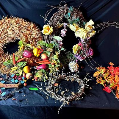 BN959 Wreaths For All Seasons!!