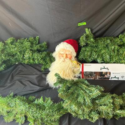 BN985 It’s All About The Holly!!!