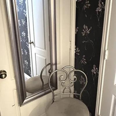 BN740 Hanging Silver Mirror & Rolling Vanity Chair
