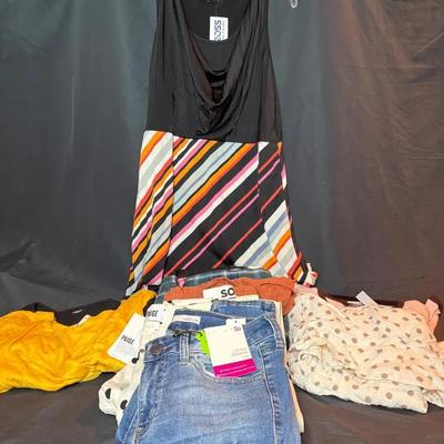 BN818 Women’s Clothing 