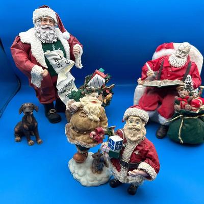 BN739 3 - Clothtique Santa Claus Figurines & More