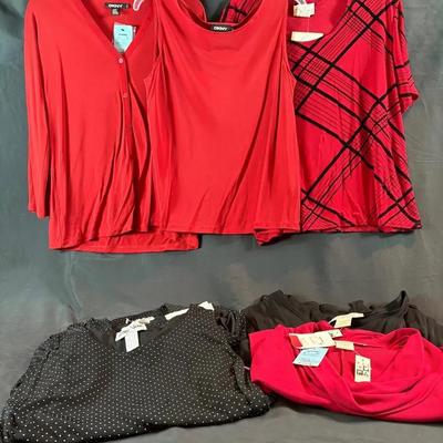 BN825 Dress To Impress! Women’s Clothing 