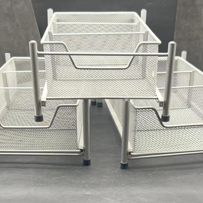 BN727 3-compartment metal mesh storage basket organizer