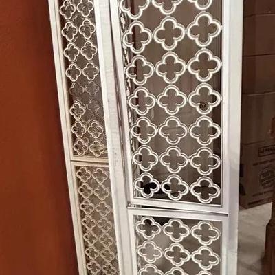 BN673 Wooden Room Divider  