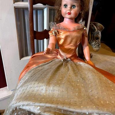 BN736 Classic 28” Doll & Vintage Cane Chair