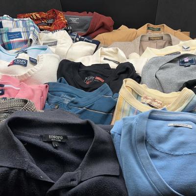 BN861 Over 30 Shirts & Sweaters