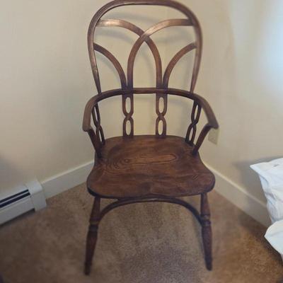Antique Gothic Windsor Armchair – Curved Back Accent Chair, Cottage/Farmhouse Style