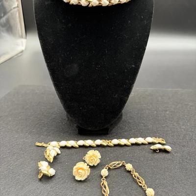 Vintage Necklace, Bracelet, Clip-on Earrings, Set Of 2 — Trifari  