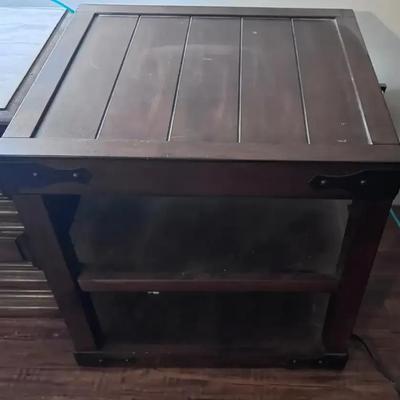 Wood Nightstand 24x24x22