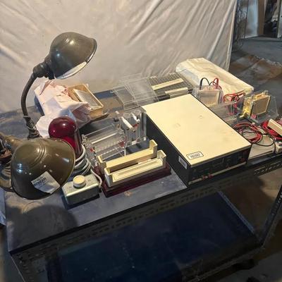 Electrophoresis Lab Lot – Power Supply, Gel Boxes, Electrodes, Accessories – Untested