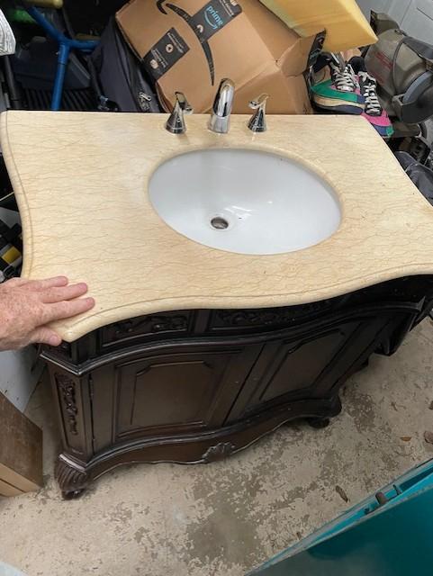 Sale Photo Thumbnail #91