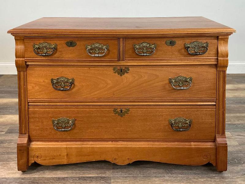 Sale Photo Thumbnail #3