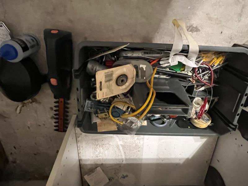 Sale Photo Thumbnail #4