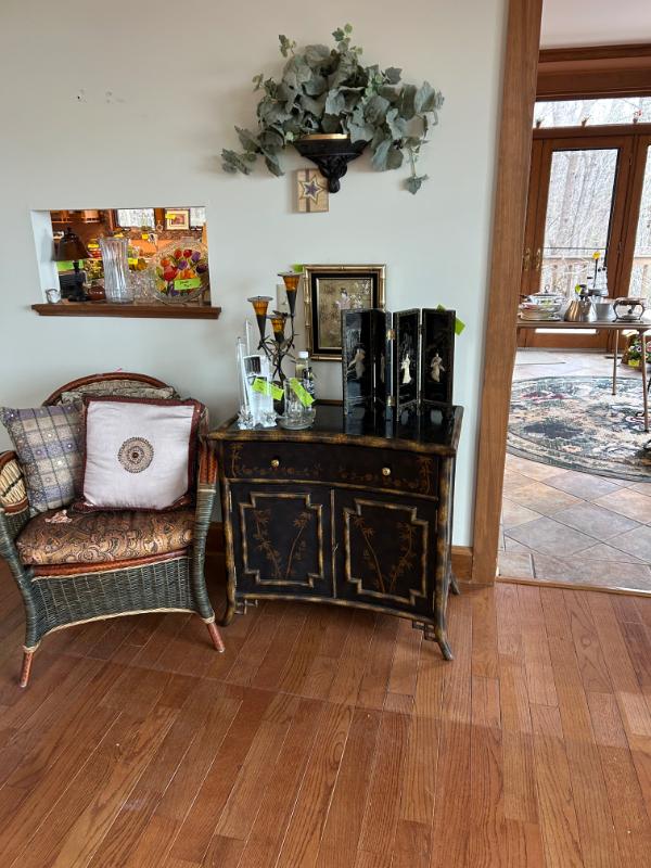 Sale Photo Thumbnail #125