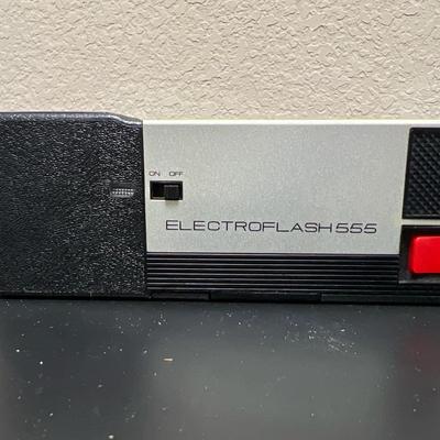 Lot 313: Vintage Electroflash 555 Pocket Camera (Late 1970s–Early 1980s)