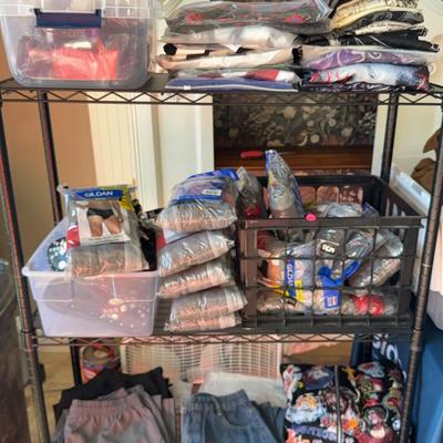 506: Assorted Clothes 