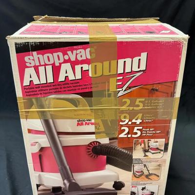 244 : New In Box Shop Vac All Around 2.5 Gallons