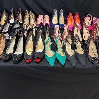 268: Women’s Dress Shoes Sz 8/8.5 